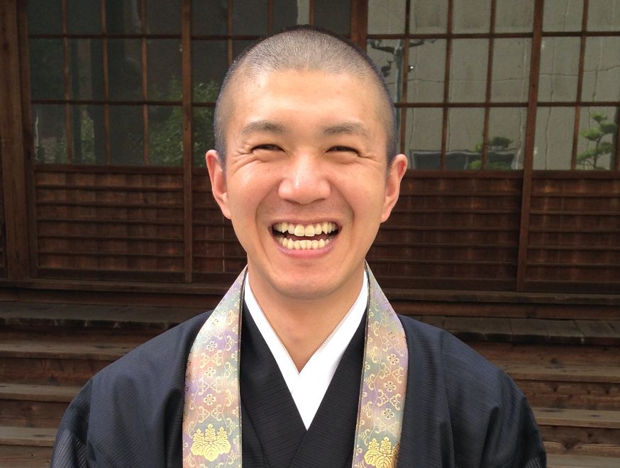副住職 高山信雄(たかやましんゆう)